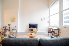 3BR CozySuites The Block Direct Skybridge Access#1